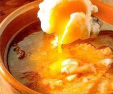 Sopa de ajo. Sopa castellana